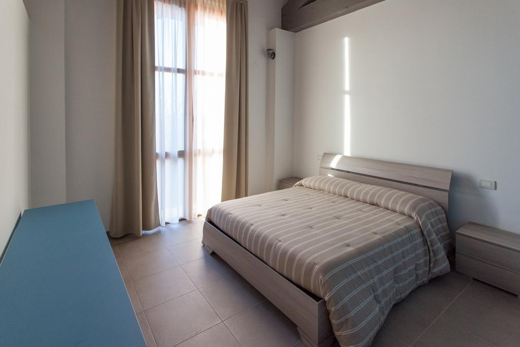 Agriturismo Mascudiera Fiorenzuola dʼArda Værelse billede