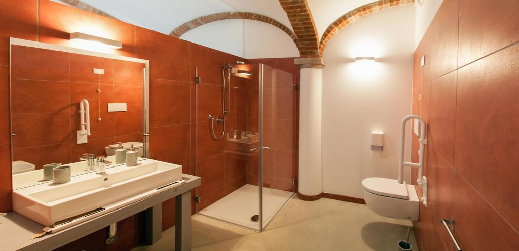 Agriturismo Mascudiera Fiorenzuola dʼArda Værelse billede